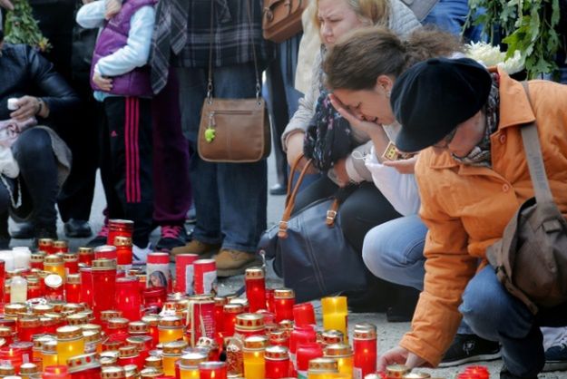 Rumunia składa hołd ofiarom tragicznego pożaru w klubie nocnym