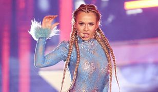 Mariusz Kozak z "Gogglebox" MASAKRUJE Dodę! "Sztywna. Nawet się nie przywitała ani nie pożegnała"