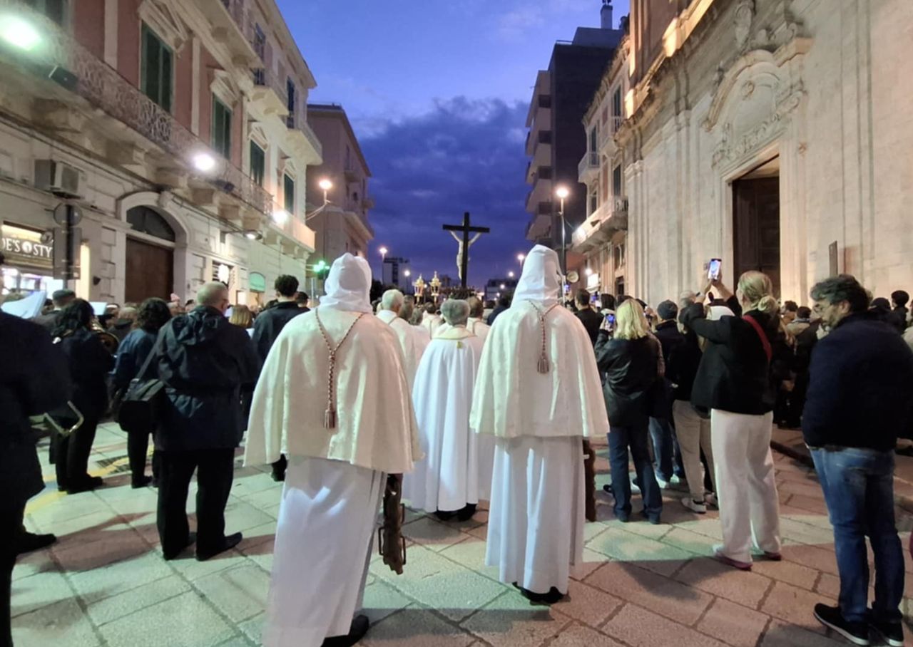 Tłumy we włoskim mieście. Na każdym kroku słychać było Polaków