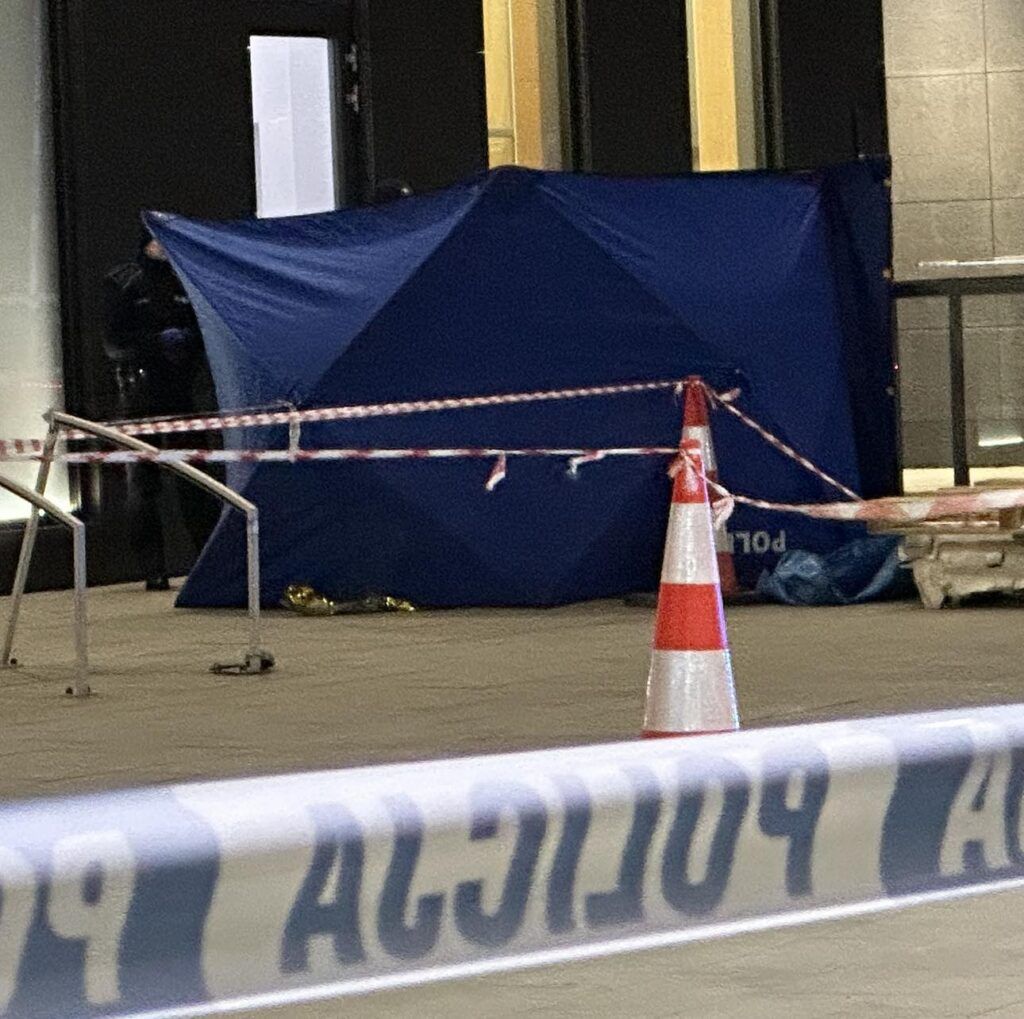 Sanok: Atak na policjantów i strażaka. Nie żyje sprawca i jego matka