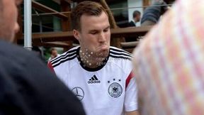 Reprezentant Niemiec przegrał mecz i obsikał hotelową recepcję. Teraz przeprasza