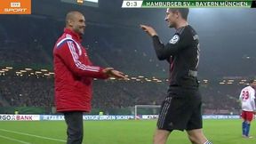 Lewandowski schodzi z boiska, a Guardiola...