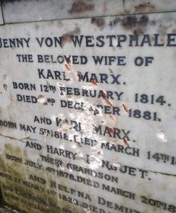 Zniszczono zabytkowy grób Karola Marksa w Londynie