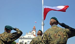 Wrzutka PiS na ostatnią chwilę. Dotyczy obowiązkowej służby w wojsku