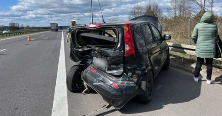 Wypadek na S3 w Gorzowie. Zderzenie citroena z nissanem
