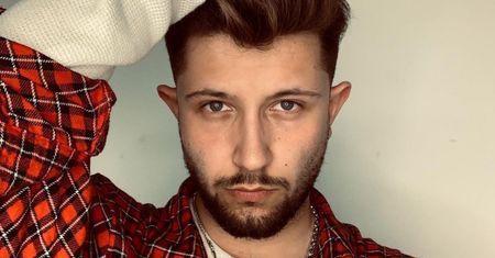 Mówi o sobie "stylistek paznokci". "Klientki przychodzą do mnie z ciekawości"