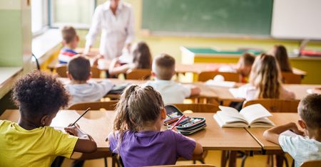 Ruszył program wyprawkowy "dobry start". Jak złożyć wniosek 300 plus?