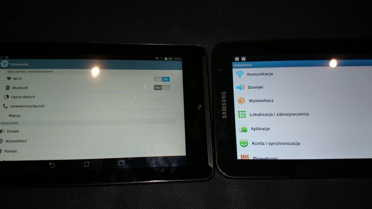 ASUS Fonepad 7- podsumowanie testów - ASUS po lewej, Samsung p1010 po prawej...