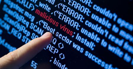 Internet Explorer narażony na atak. Zalecamy natychmiastową aktualizację