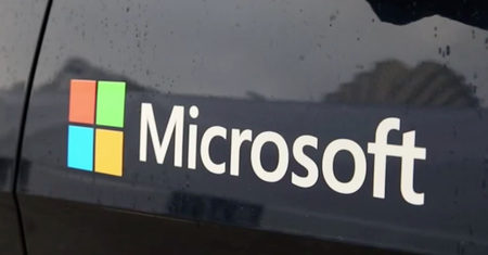 Autonomiczny samochód Microsoftu wyjechał na ulice z Cortaną na pokładzie