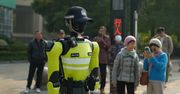 Chiny testują nowego robota. Steruje ruchem i wykrywa wykroczenia