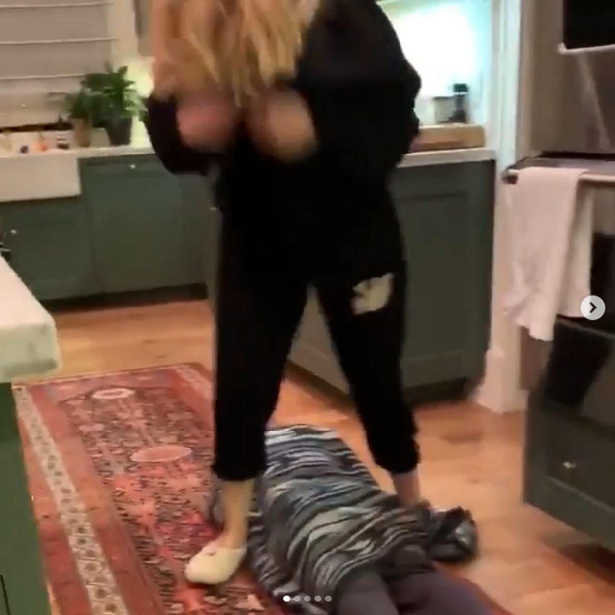 Nicole Richie robi psikusa Adele