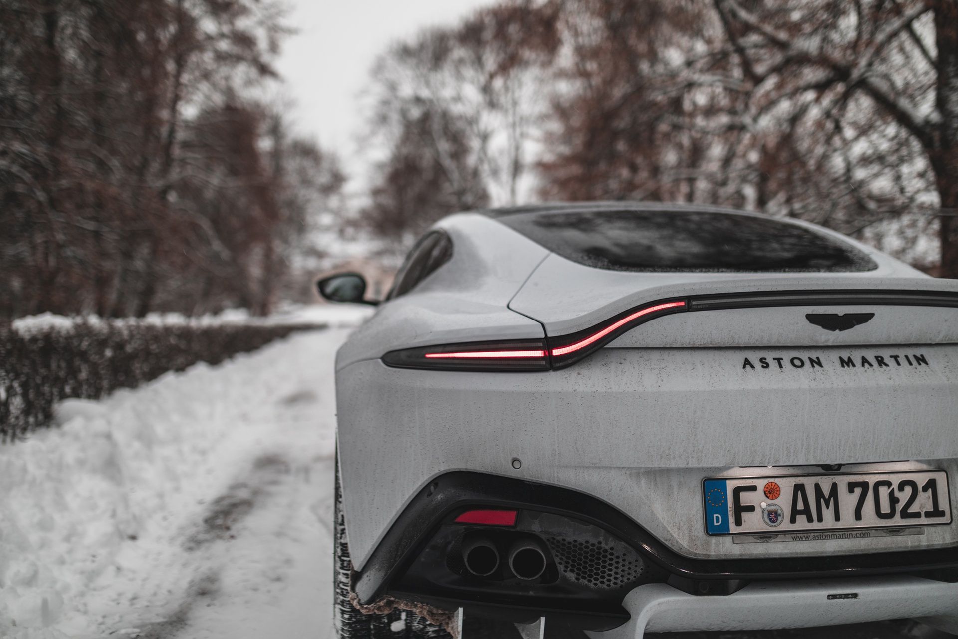 Aston Martin Vantage (2022)