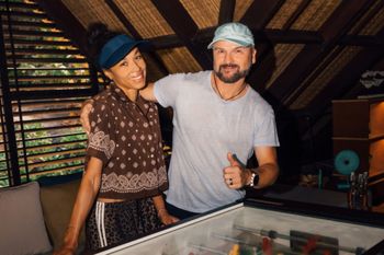 Licytacje WOŚP Omeny Mensah i Rafała Brzoski wielkim sukcesem. ZAWROTNE kwoty