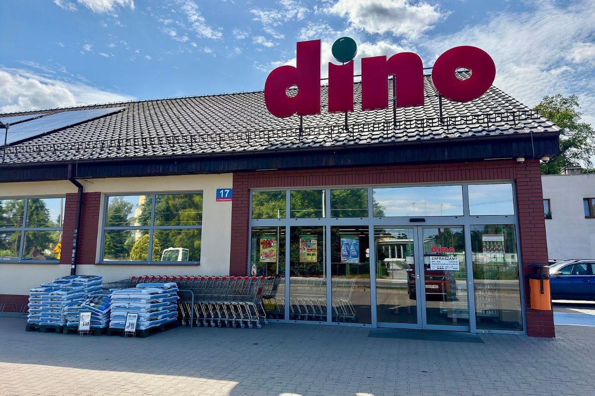 15 zł mniej za kawę Jacobs. Akcja trwa w Dino