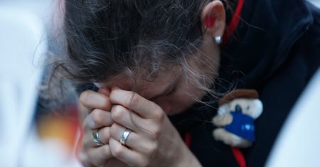 Tragiczna sytuacja w USA. Chłopiec udostępnił nagie "zdjęcia" 13-latki