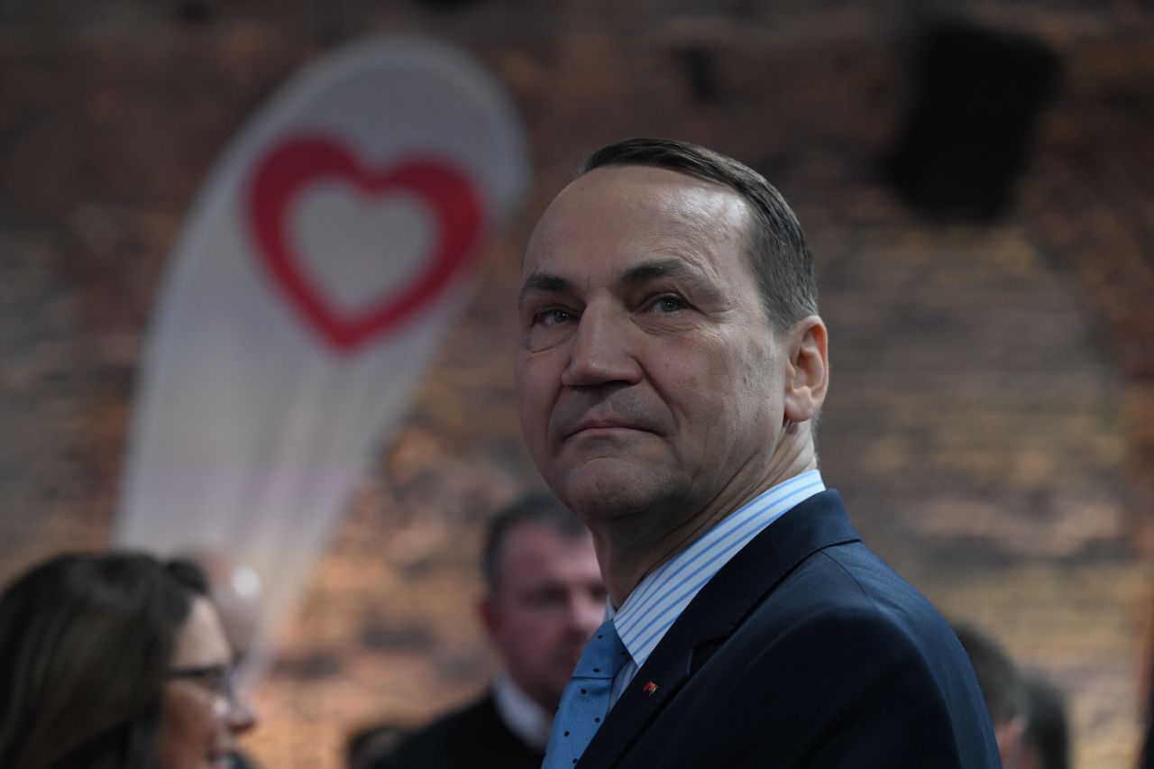 "Walcz i wygraj". Sikorski przemawia po ogłoszeniu kandydata KO