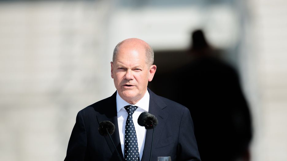 BERLIN, GERMANY - JULY 20: German Chancellor Olaf Scholz speaks to new recruits of the Bundeswehr, Germany's armed forces, who were taking their pledge of service at a ceremony at the Defence Ministry on July 20, 2024 in Berlin, Germany. The ceremony is coinciding with the 80th anniversary of the attempt by Claus von Stauffenberg to assassinate Adolf Hitler in 1944, a day that in modern Germany is commemorated as the day of German resistance against the Nazis. The Bundeswehr is seeking to raise its induction of new recruits as part of a broad effort to increase its capabilities. The initiative was sparked by Russia's invasion of Ukraine in 2022. (Photo by Carsten Koall/Getty Images)
