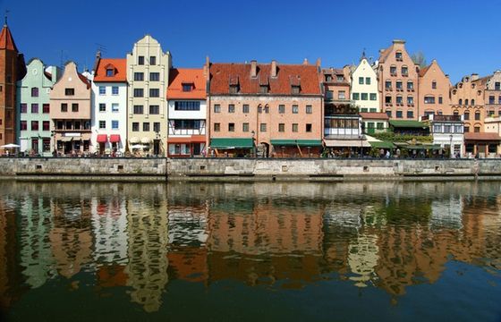 Warszawa i Gdańsk z rekordowymi rynku nieruchomości. Tu sprzedały się najdroższe działki i mieszkania