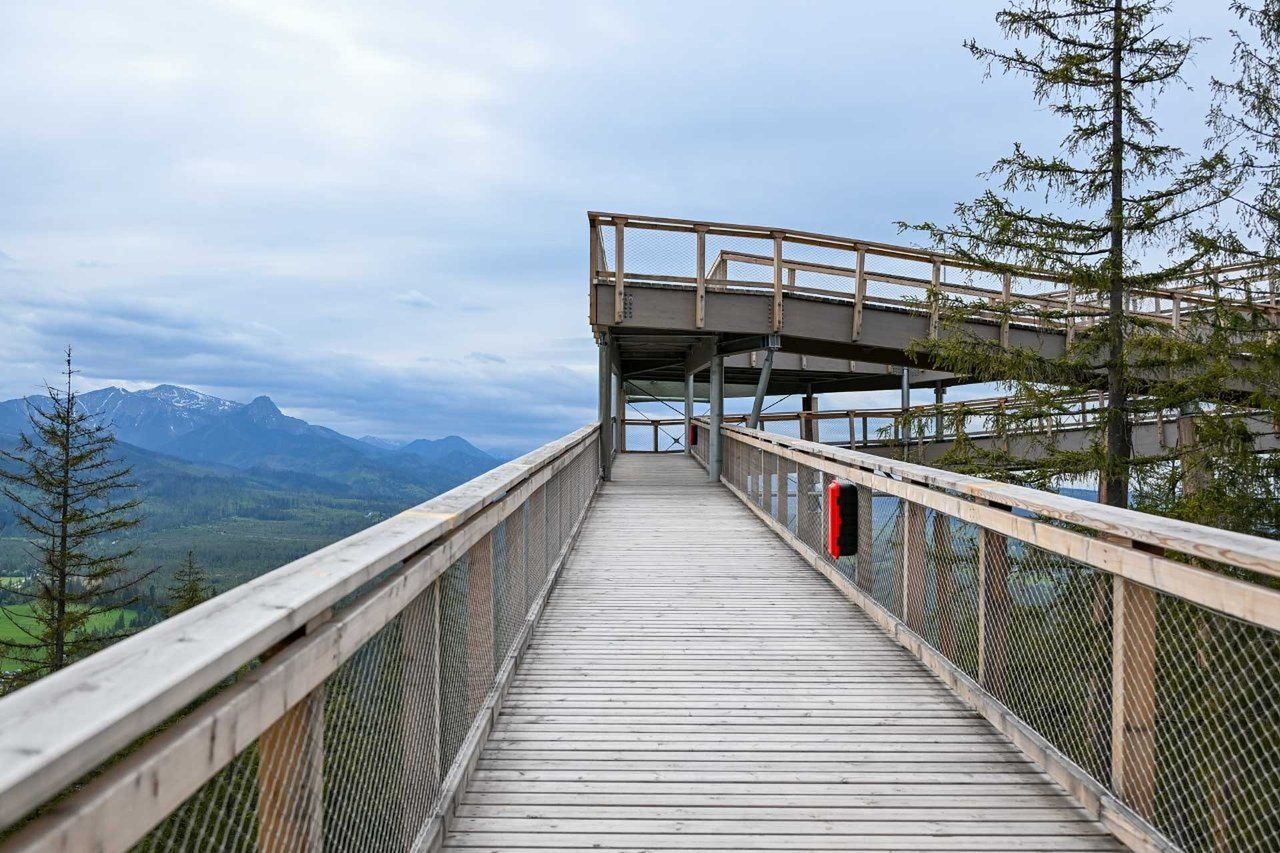 Oto Sky Walk Serce Poronina