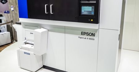 Recykling papieru w biurze, bez wody - Epson PaperLab