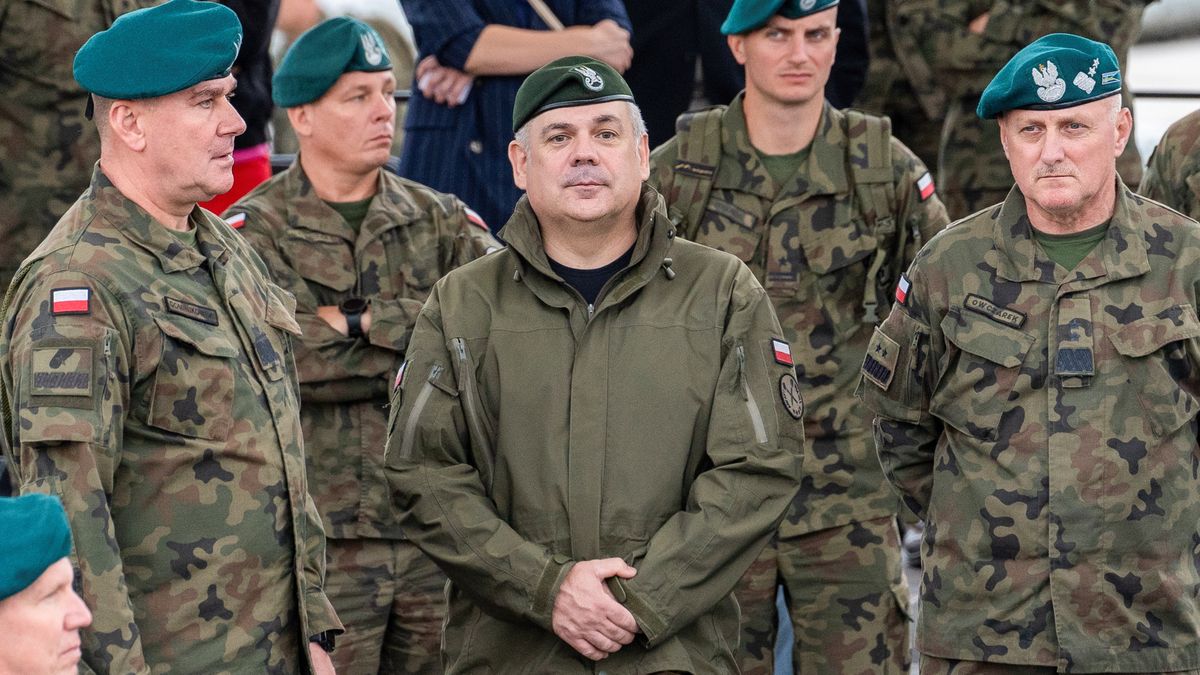 WARSAW, POLAND - 2024/08/11: Wieslaw Kukula (Chief of the General Staff of the Polish Army) looks at the marching soldiers during a rehearsal for the National Army Day, celebrated annually on August 15. Poland Armed Forces and other allied forces participate in the rehearsal for the upcoming military parade on National Army Day on August 15. This event will feature over 2,500 soldiers from the Polish Armed Forces and nearly 100 allied soldiers from the U.S., U.K., and Romania. The parade will showcase modern military equipment, including the K2 Black Panther tank, Krab howitzer, Rosomak APC, Himars missile launcher, Patriot air defense system, and Black Hawk helicopter. The event will also include air shows with various aircraft. (Photo by Marek Antoni Iwanczuk/SOPA Images/LightRocket via Getty Images)