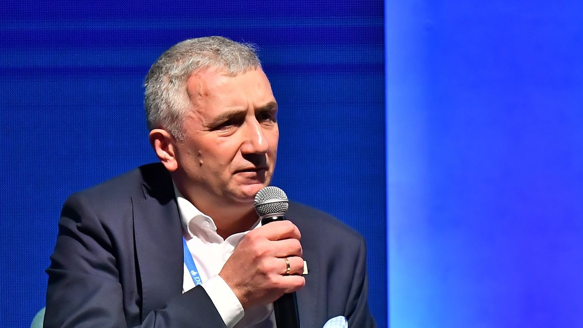 Prezes Zarządu spółki Tauron Polska Energia Wojciech Ignacok podczas VI edycji Kongresu Energetycznego DISE, we Wrocławiu.