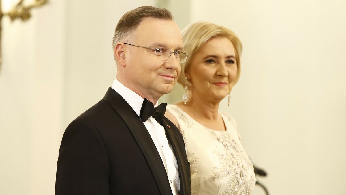 Noworoczne spotkanie Pary Prezydenckiej z Korpusem Dyplomatycznym
24.01.2024. Warszawa. Uroczyste spotkanie noworoczne z Korpusem Dyplomatycznym. Fot. Filip Naumienko/REPORTER 
N/z: Andrzej Duda, Agata Kornhauser-Duda
Filip Naumienko/REPORTER