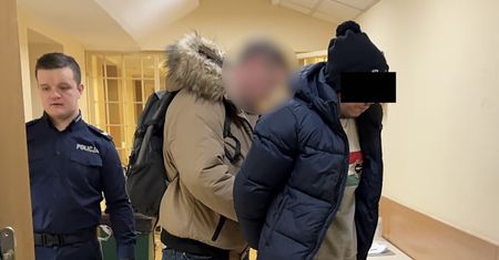 Pseudokibic z Ochoty handlował kilogramami kokainy i marihuany. Sąd wysłał go na trzy miesiące do aresztu