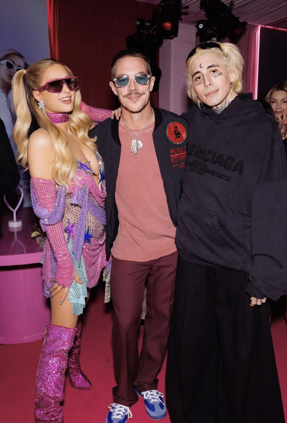 Huczne urodziny Paris Hilton