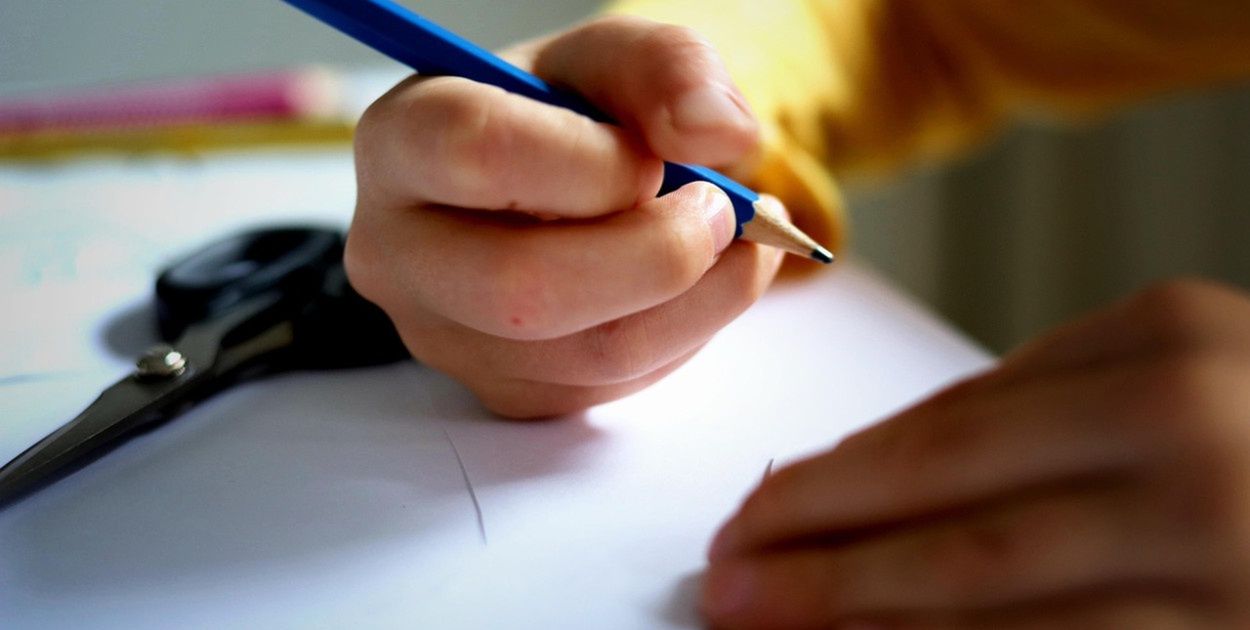 Prace domowe do zmiany? Wiceminister mówi o "popełnionym błędzie"