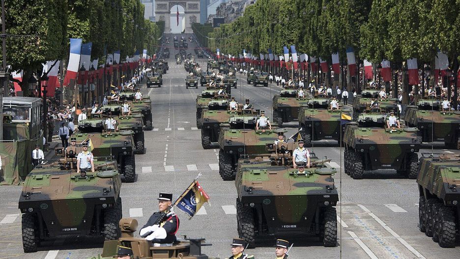 Parada wojskowa w Paryżu