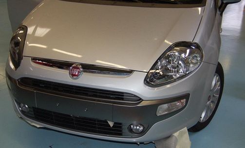 Odświeżony Fiat Grande Punto bez kamuflażu