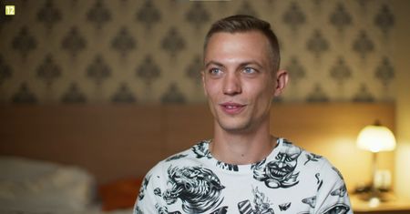 Adam ze "Ślubu od pierwszego wejrzenia" pod ostrzałem pytań. Co z żoną?