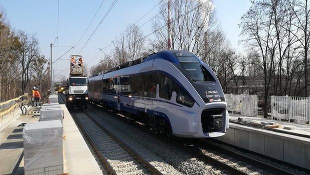 pociąg wrocław szczepin tory kolejowe kolej