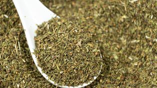 W Bułgarii uwielbiają to zioło. Pomaga obniżać poziom cukru i cholesterolu we krwi