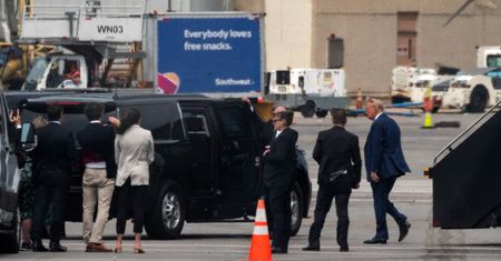 Trump już w sądzie. Usłyszy zarzuty