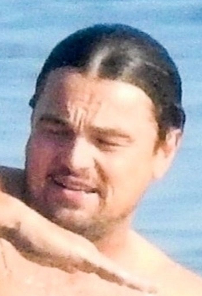 Leonardo DiCaprio smaży się na plaży