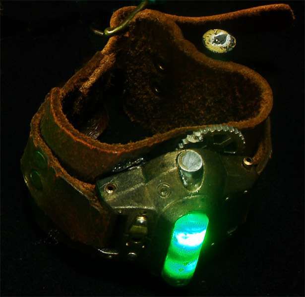 Steampunkowa broń dla zdobywców kosmosu. Nie daj obcym żadnych szans! 8