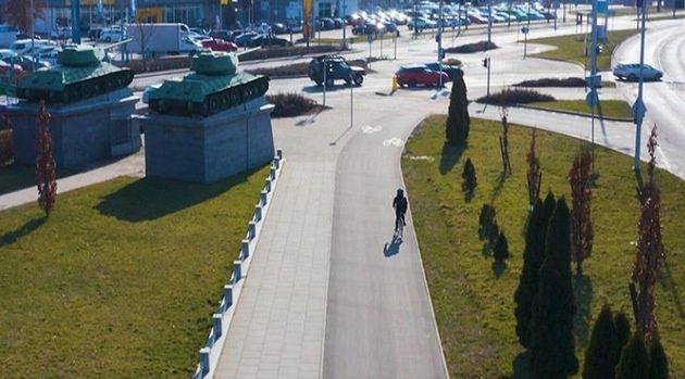 Wrocław. Trasa rowerowa do Bielan prawie gotowa. Korzysta z niej już wielu cyklistów