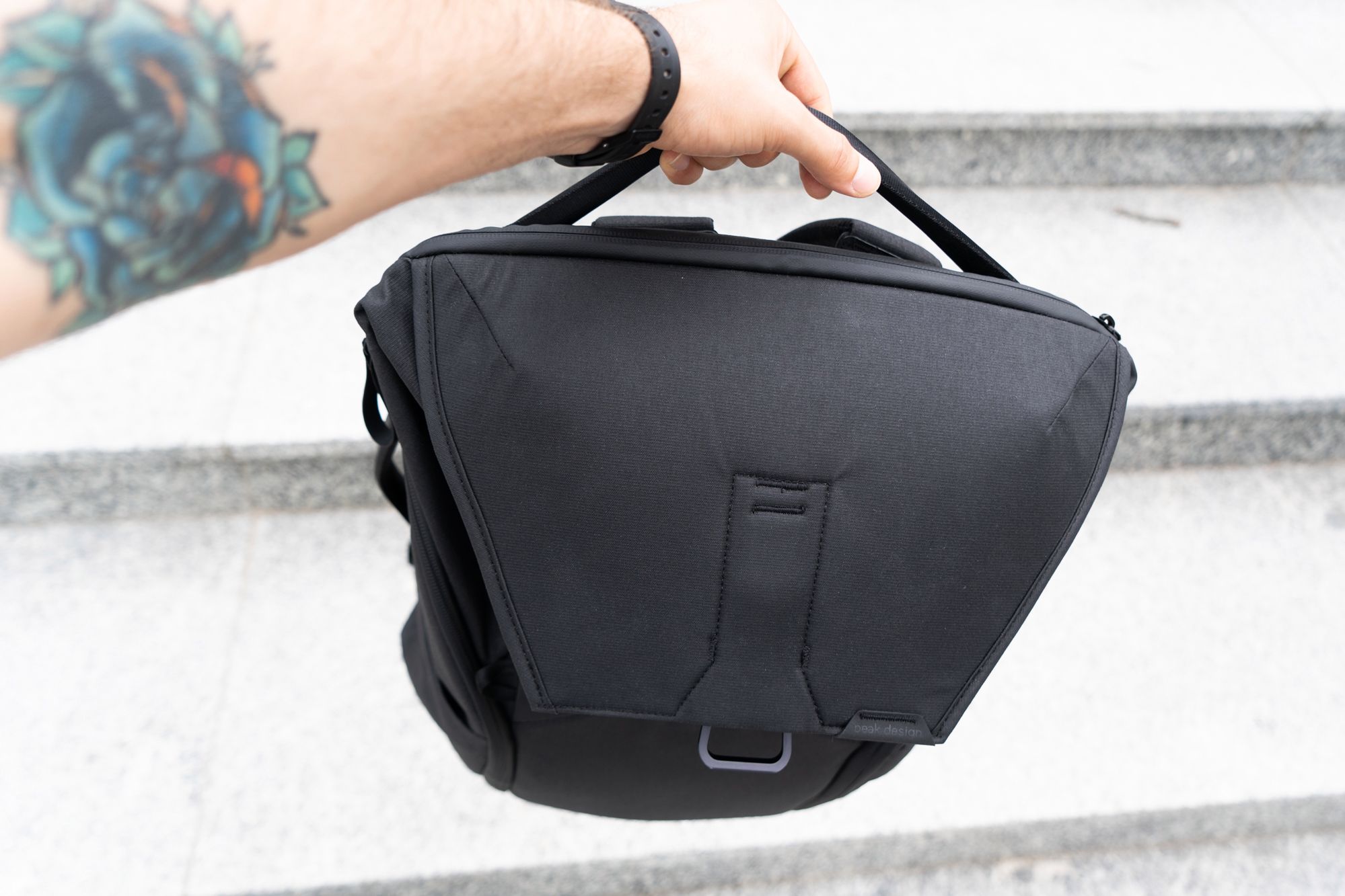 Czarny Peak Design Everyday Backpack 30l już jest. Dotarł do nas przed premierą 2