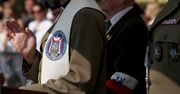 Tyle zarabiają księża w służbach. Ministerstwa się tłumaczą