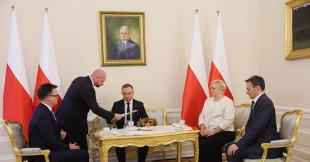 Duda złoży ustawę "na wypadek zagrożenia państwa"