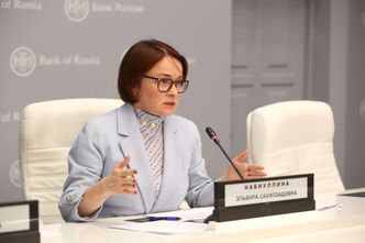 Bank centralny Rosji obniża stopy procentowe. Uważa, że sytuacja gospodarcza się stabilizuje