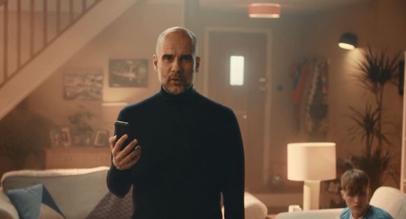 Katastroficzna wizja powodzi w spocie Manchesteru City i Xylem, w roli głównej Pep Guardiola