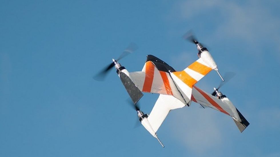 X PlusOne - dron jak niemiecka Wunderwaffe. Ląduje pionowo, ale lata jak samolot! 1