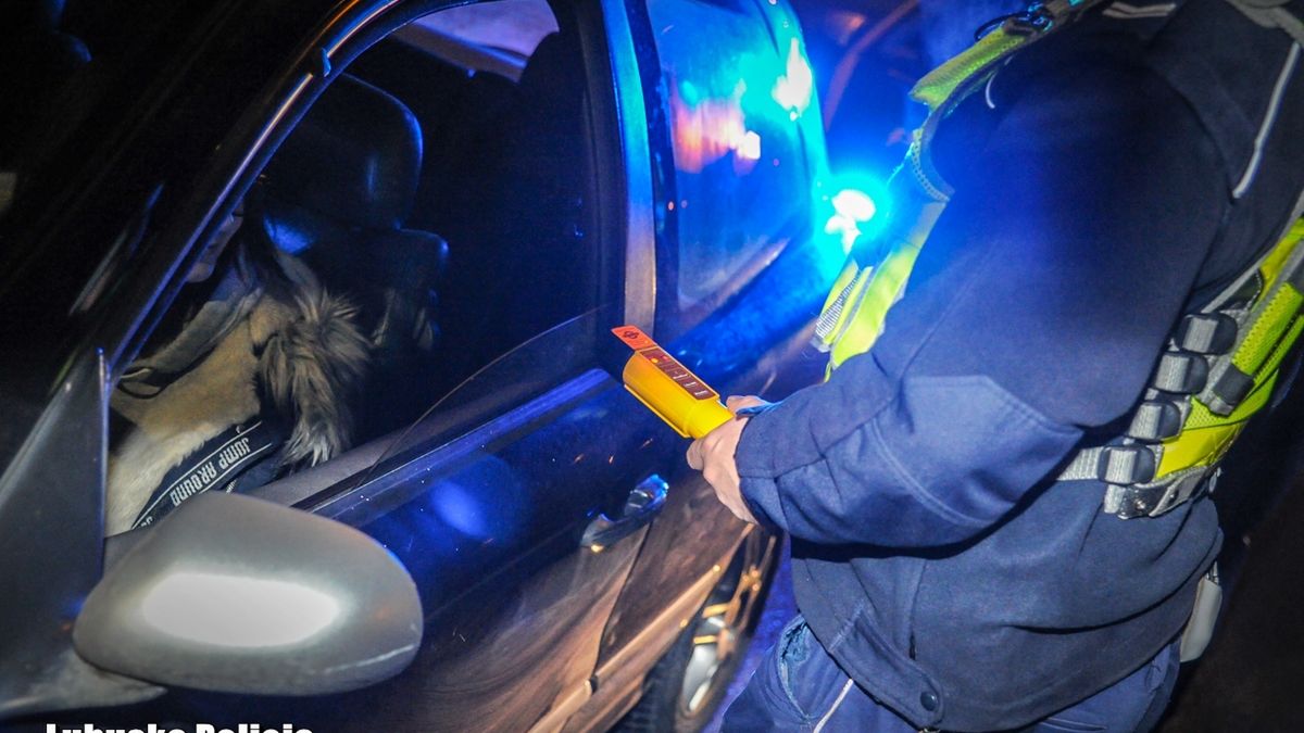 Nietrzeźwy kierowca musi się liczyć z podniesieniem kary o połowę. Również taki, który spowodował wypadek i "chlapnął sobie" po nim