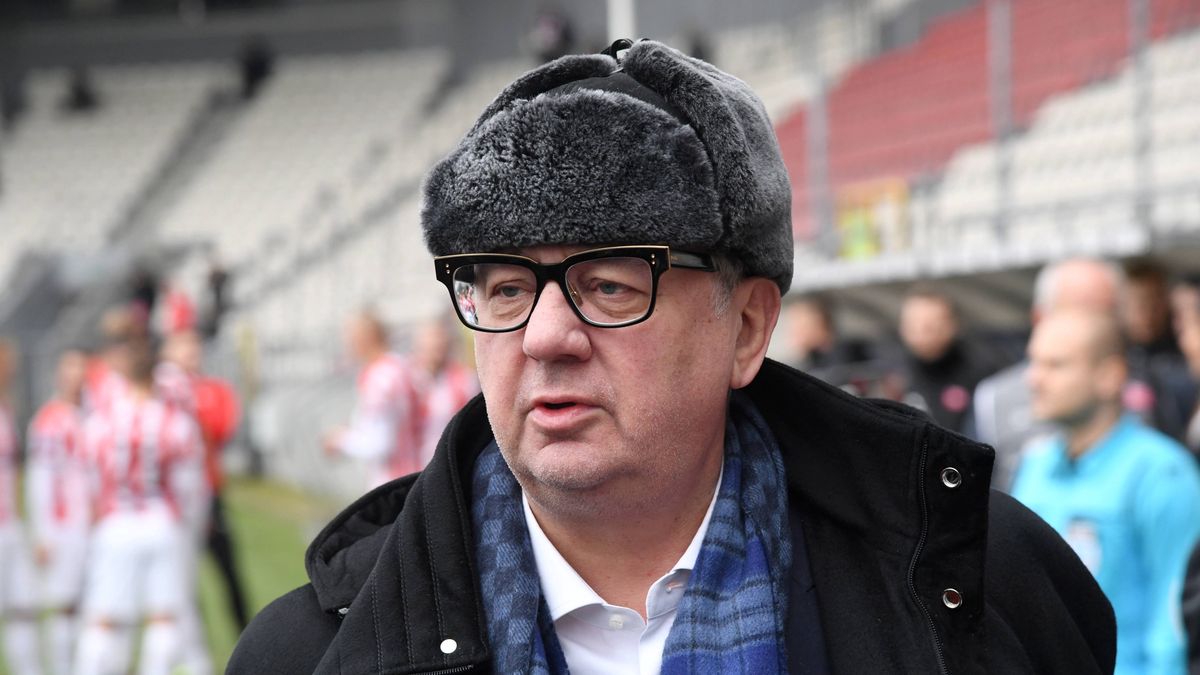 Janusz Filipiak tłumaczy się ze skandalu