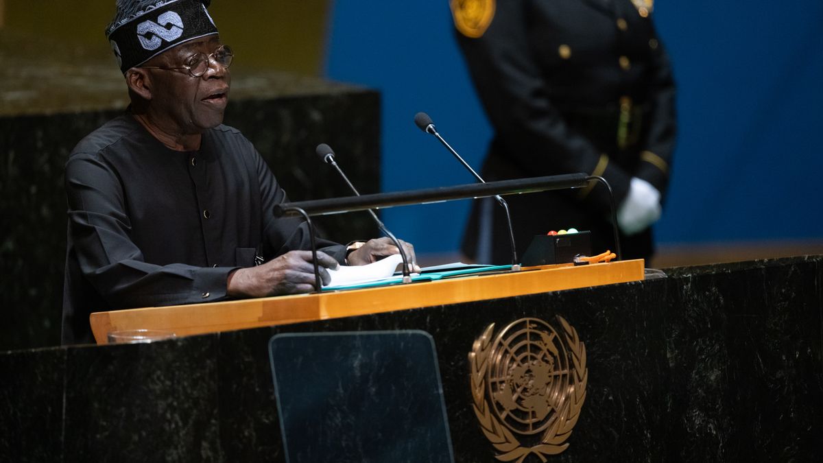 Prezydent Bola Ahmed Tinubu przegrał z chińskimi firmami