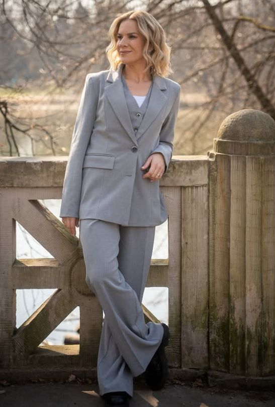 Marta Nawrocka preferuje eleganckie garnitury